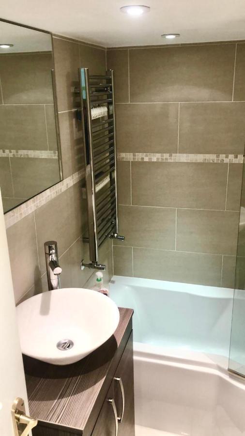 Large 2 Beds Flat Overlooking Clapham Common Park London Ngoại thất bức ảnh