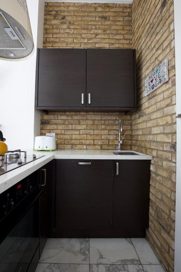 Large 2 Beds Flat Overlooking Clapham Common Park London Ngoại thất bức ảnh